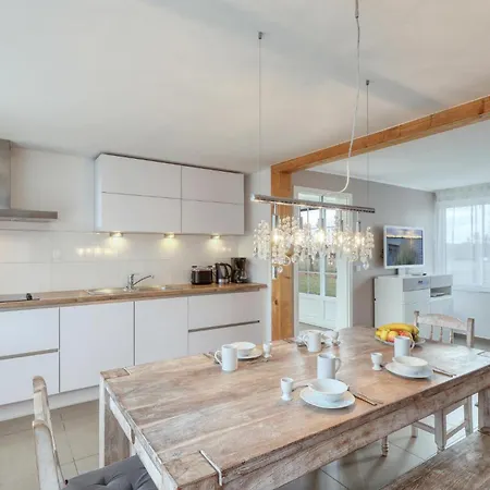 2 Bedroom Awesome In Wustrow